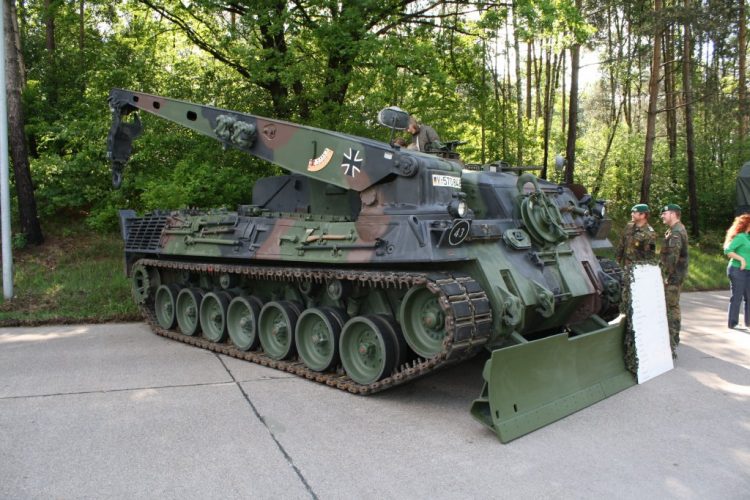 Büffel ARV (Armored Recovery Vehicle) Bergepanzer - JKGR