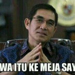 Gambar Ketua Mahkamah Konstitusi, Hamdan Zoelva juga ikut disebarkan dalam "protes" hasil sidang RUU Pilkada. Warga Twitter sangat berharap Ketua MK ini bisa membatalkan hasil sidang dan mengembalikan pilkada bisa dilakukan secara langsung.