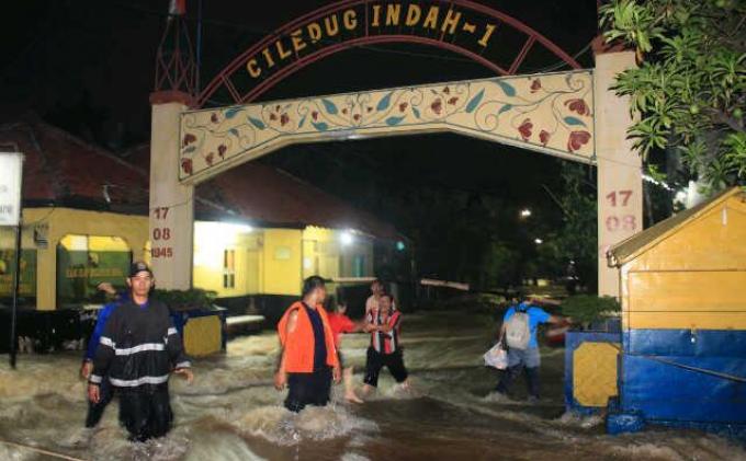 Nama Ciledug - Banjir di Ciledug Indah