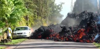 Lava Gunung Kilauea di Hawaii yang Menutup Ruas Jalan